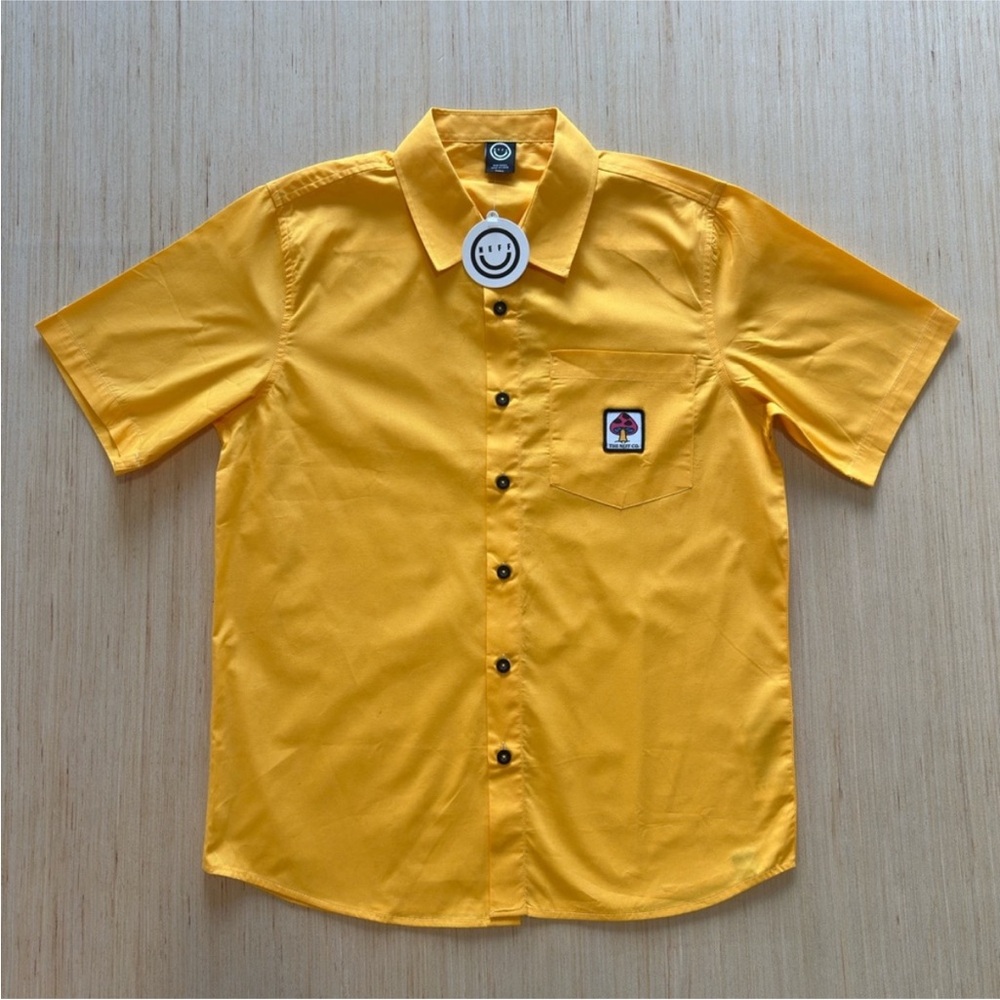 🆕 Men's Neff Button Up